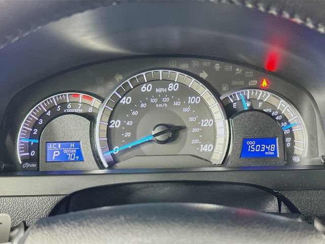 Used 2012 Toyota Camry SE FWD image 5