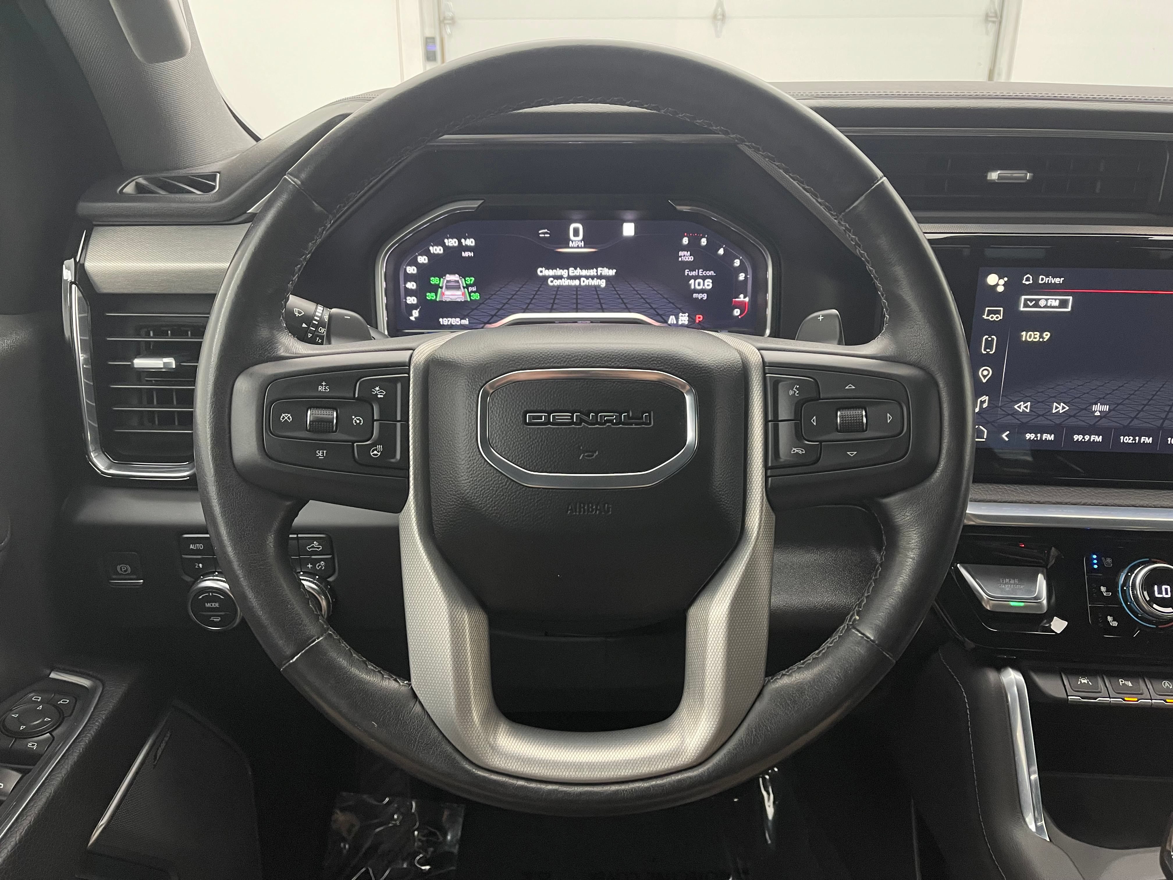 Used 2022 GMC Sierra 1500 Denali w/ Technology Package AWD/4WD image 20