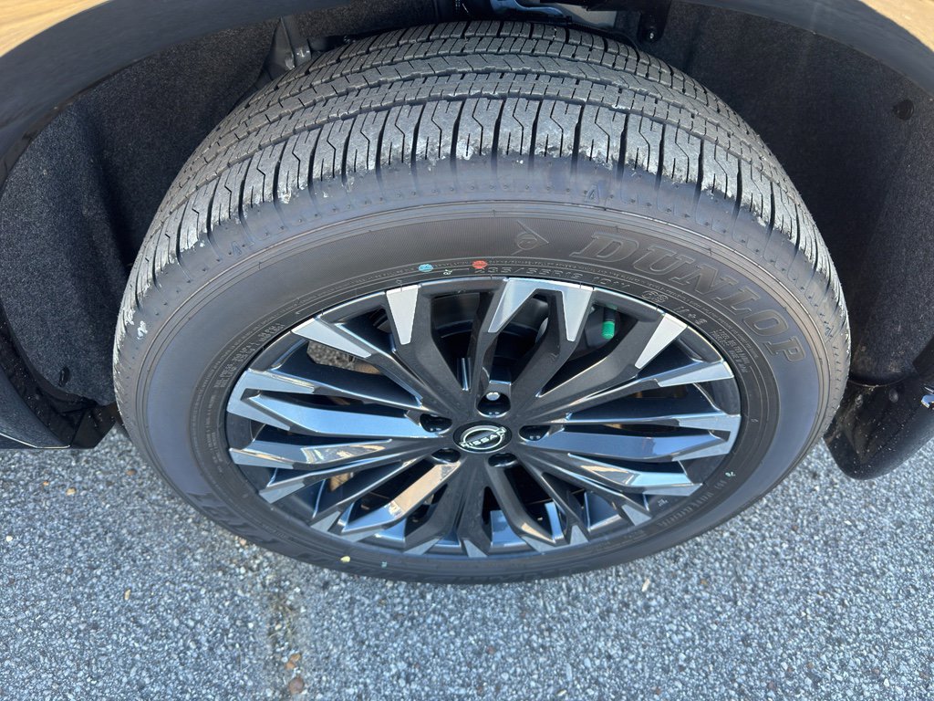 New 2026 Nissan Rogue Platinum image 24