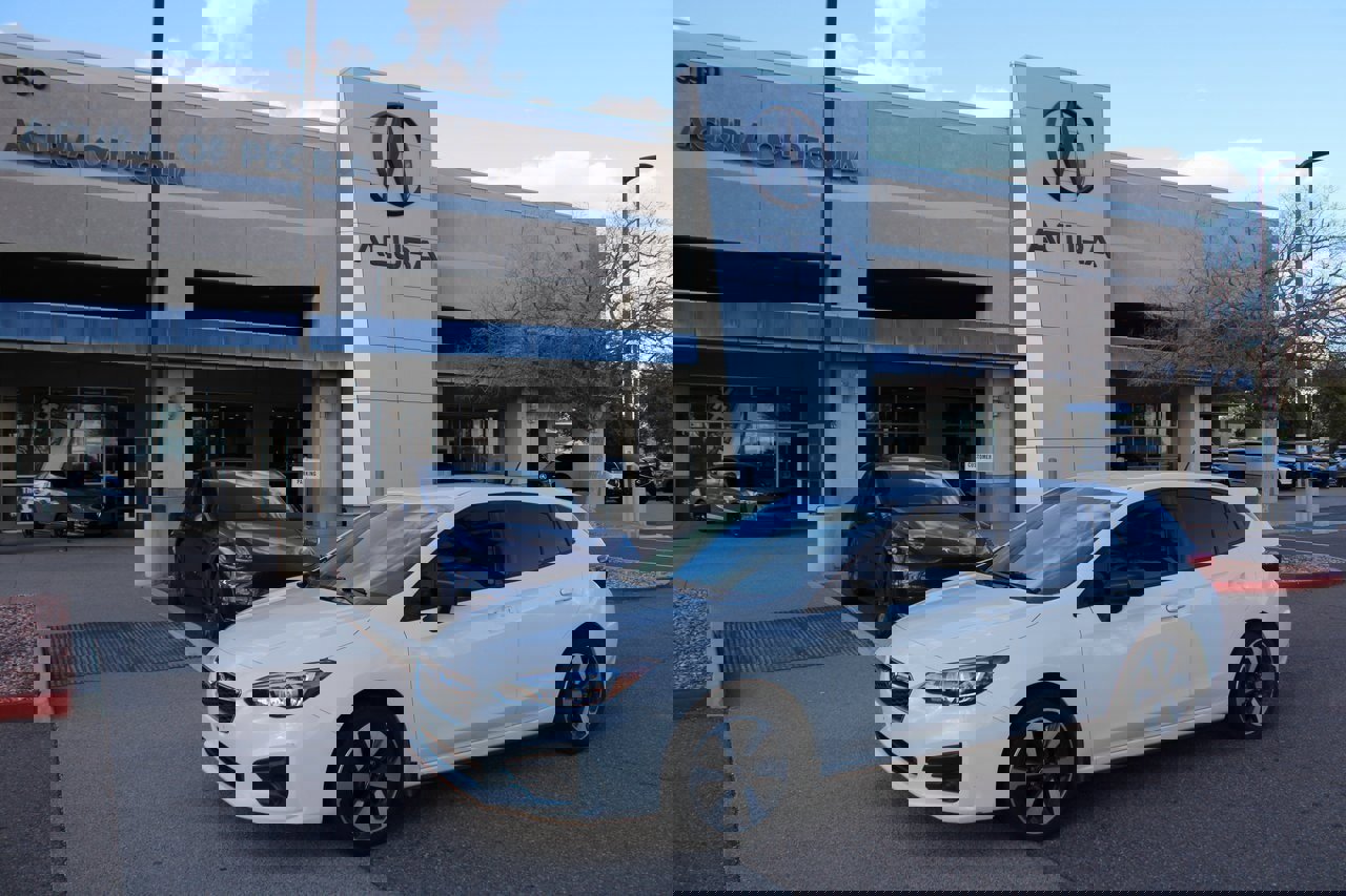 Used 2018 Subaru Impreza 2.0i image 1