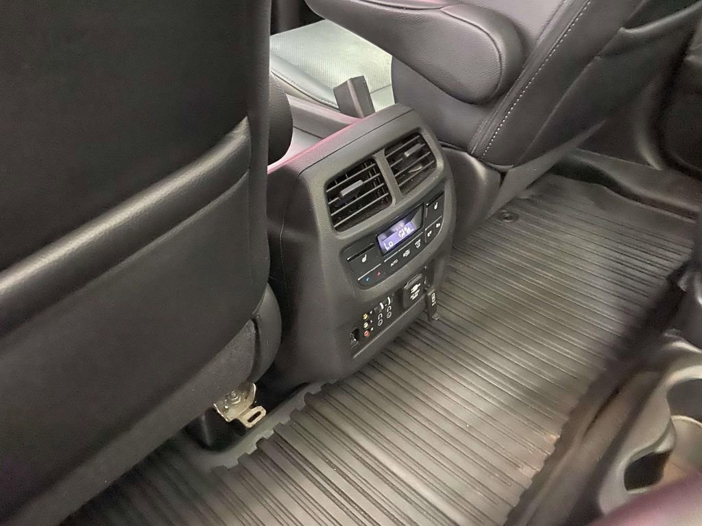 Used 2018 Honda Pilot Elite image 16