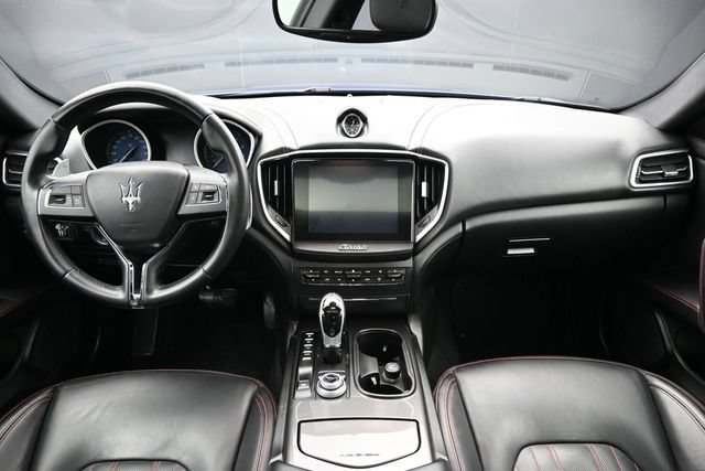 Used 2018 Maserati Ghibli S GranLusso AWD/4WD image 18