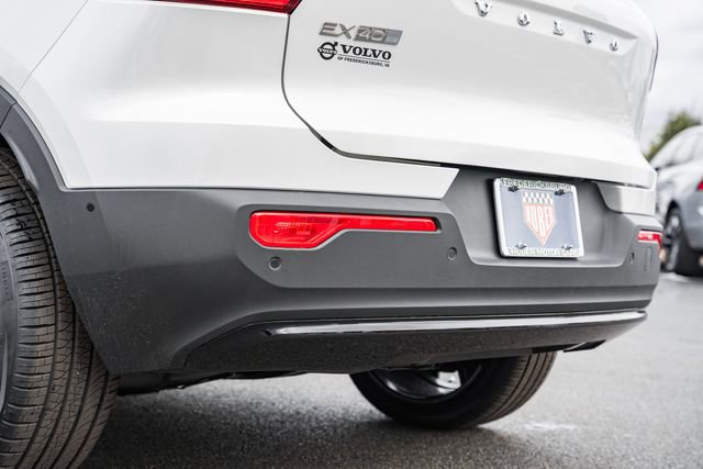 New 2026 Volvo EX40 Plus w/ Climate Package image 7