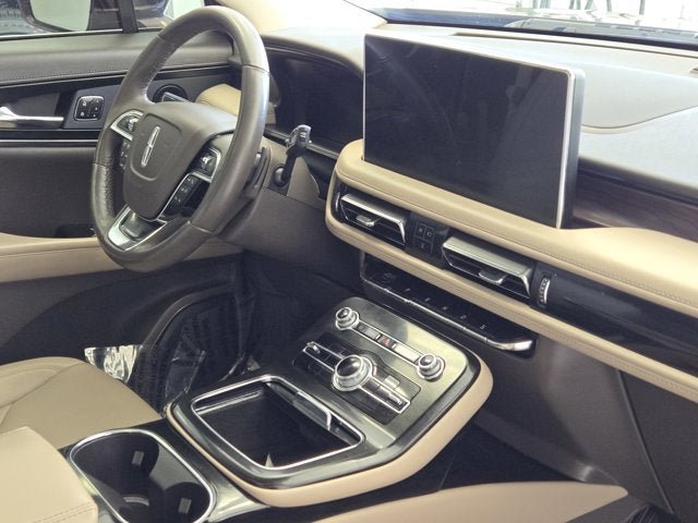 Used 2023 Lincoln Nautilus Reserve w/ Equipment Group 201A AWD/4WD image 6
