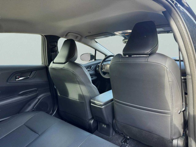Used 2025 Toyota Prius image 48