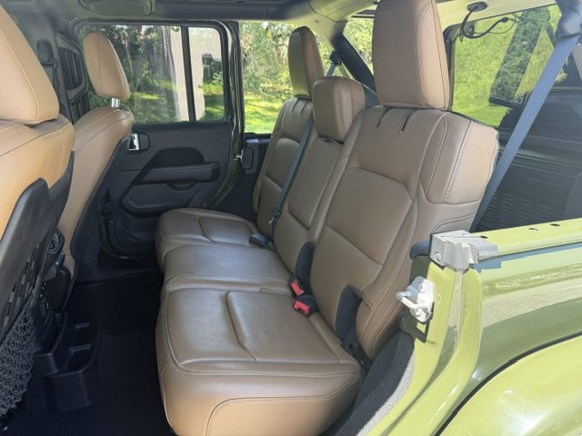 Used 2021 Jeep Wrangler Unlimited Rubicon AWD/4WD image 14