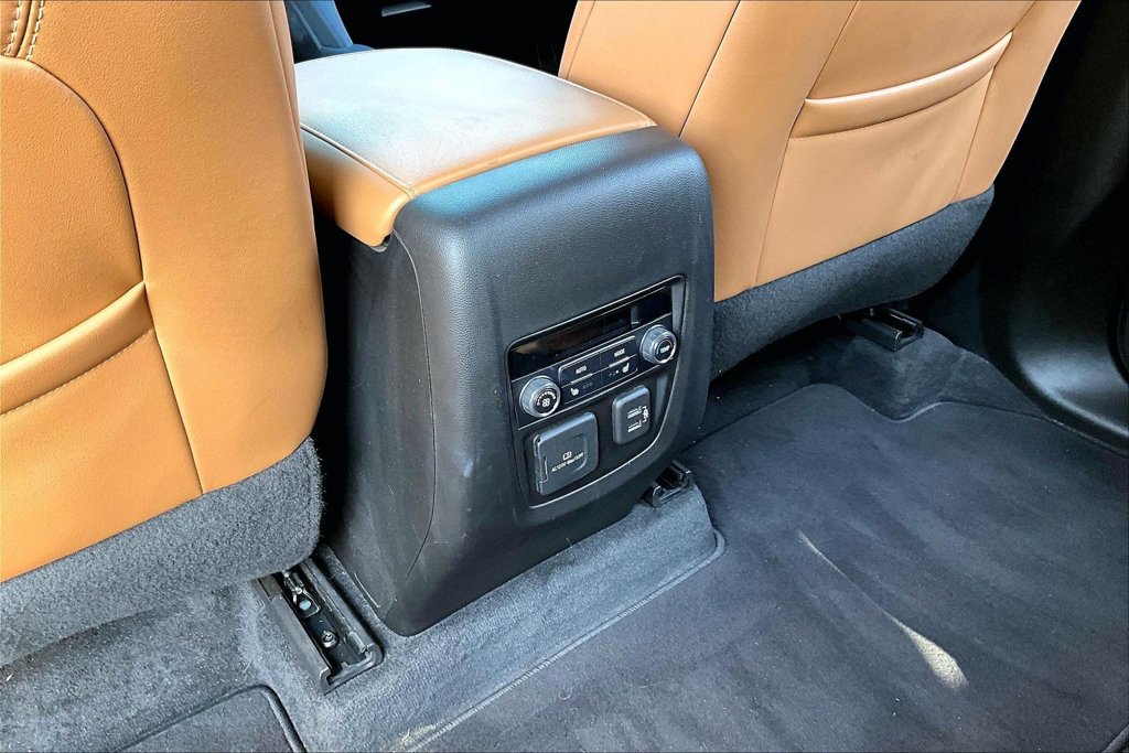 Used 2020 Buick Enclave Premium w/ Surround and Sites Package FWD image 25