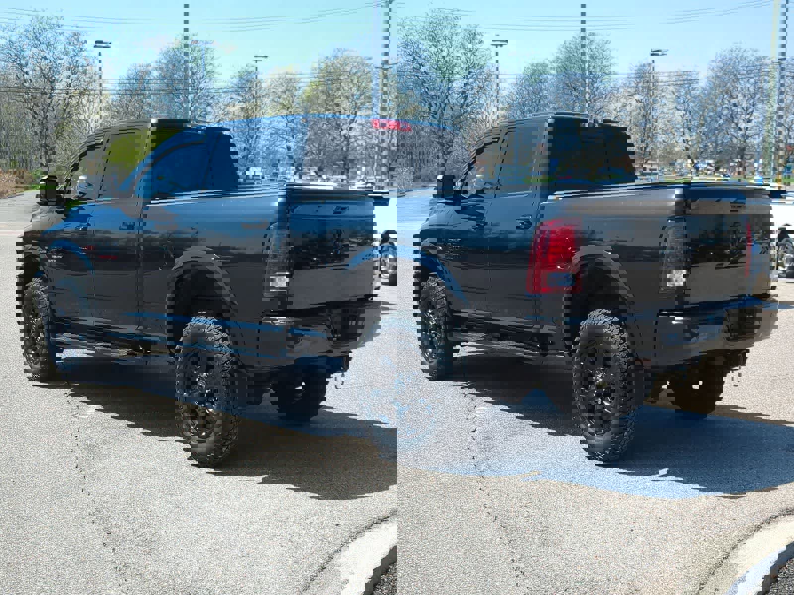 Used 2018 RAM 2500 Laramie w/ Sport Appearance Group AWD/4WD image 6