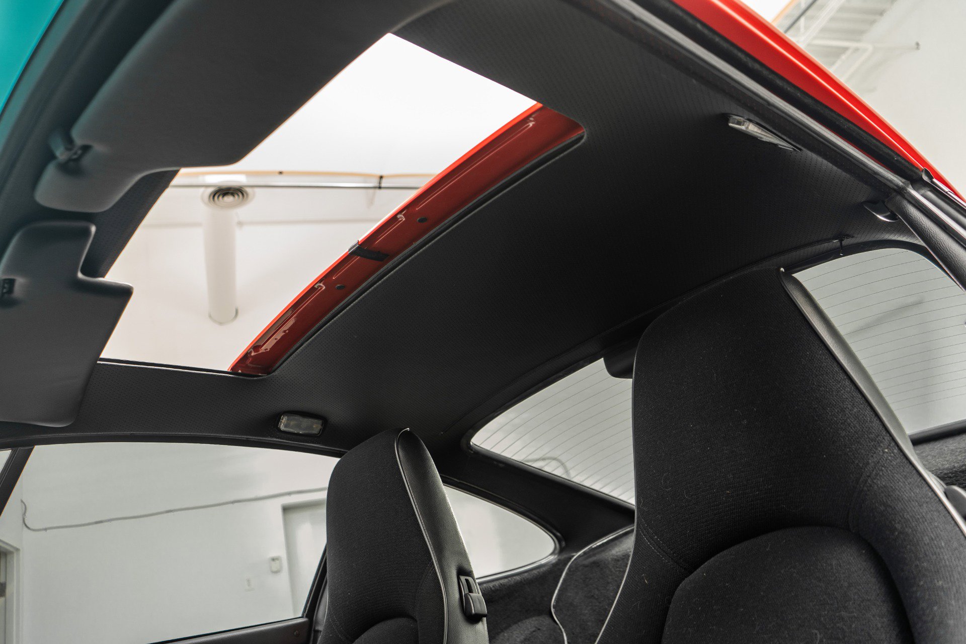 Used 1993 Porsche 911 RS America image 18