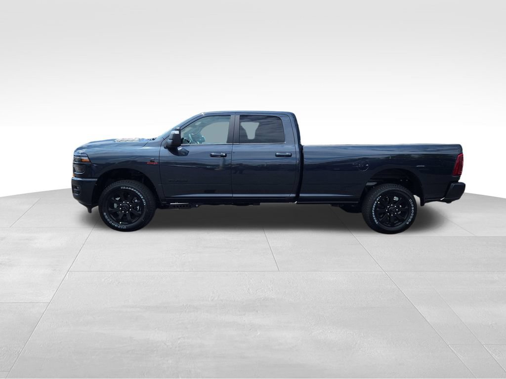 New 2026 RAM 2500 Laramie w/ Night Edition AWD/4WD image 4