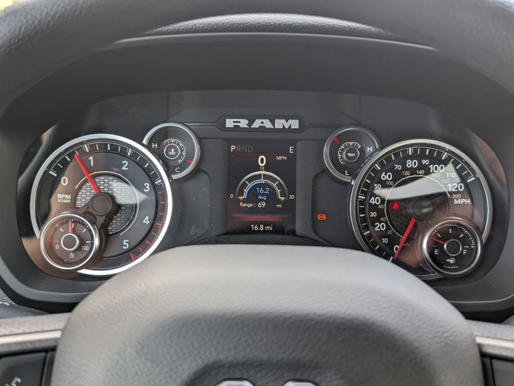 Used 2023 RAM 5500 Tradesman w/ Chrome Appearance Group image 24