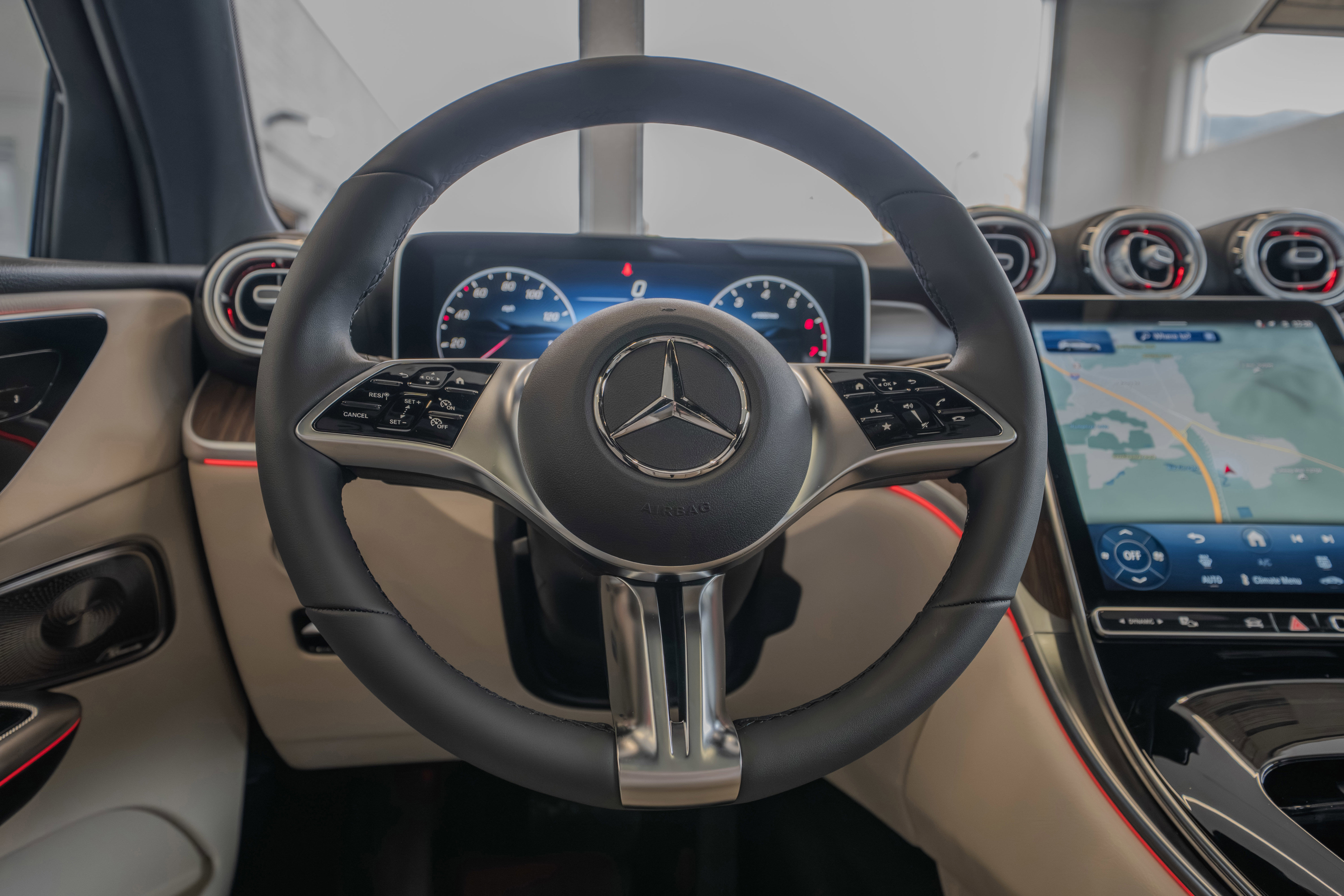 New 2026 Mercedes-Benz GLC 300 4MATIC image 9