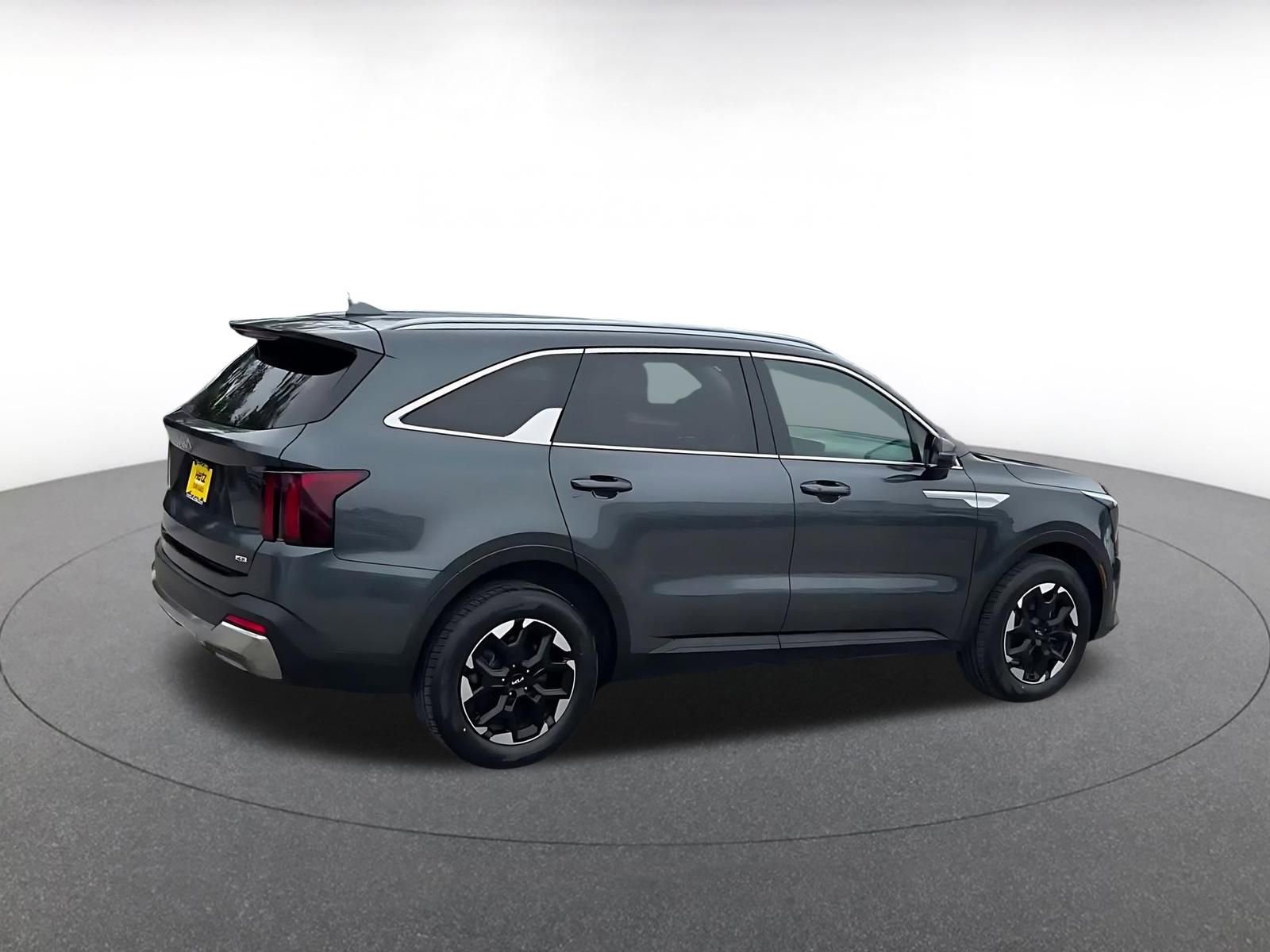 Used 2024 Kia Sorento S AWD/4WD image 15