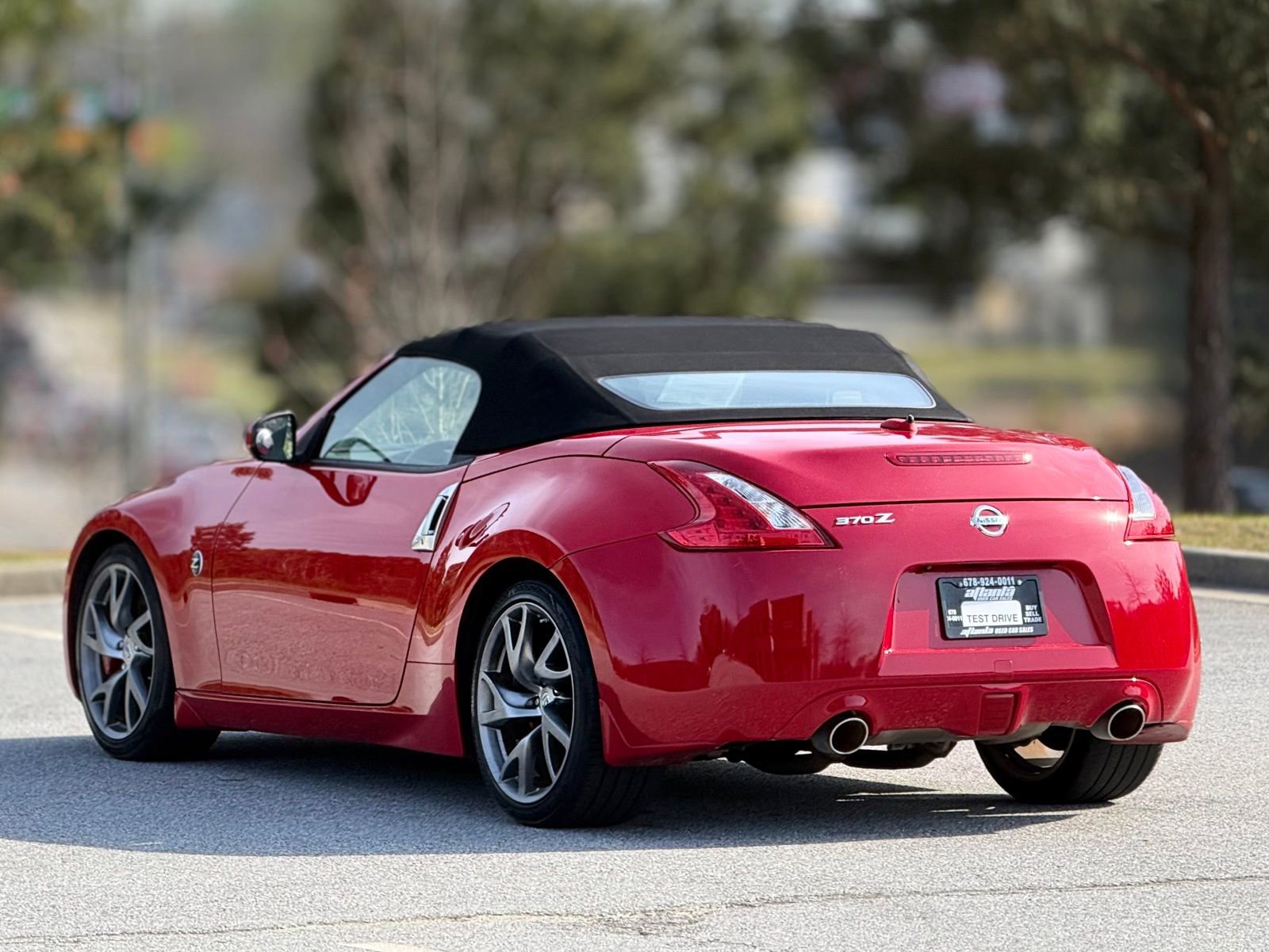 Used 2017 Nissan 370Z Touring Sport RWD image 10