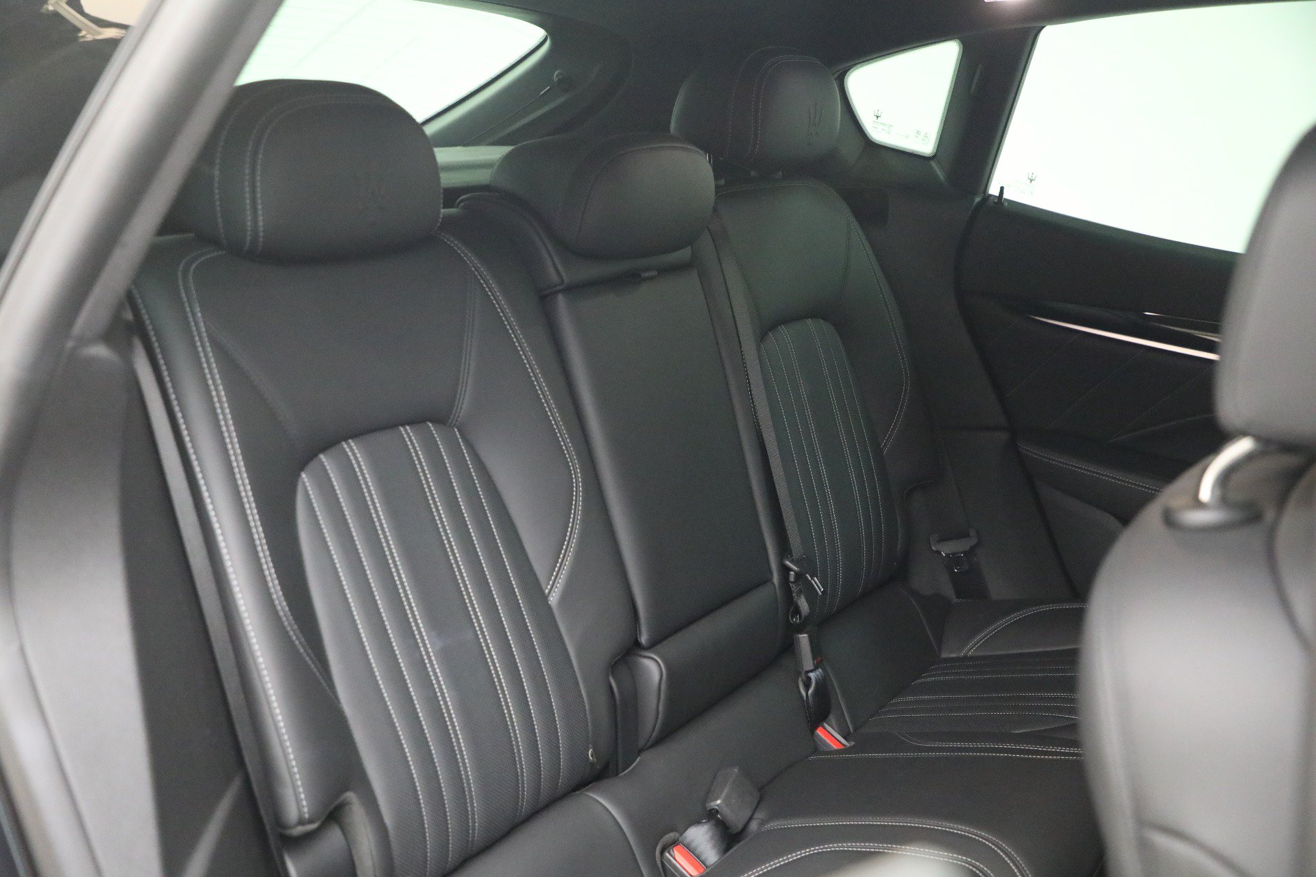 Certified 2023 Maserati Levante GT AWD/4WD image 22