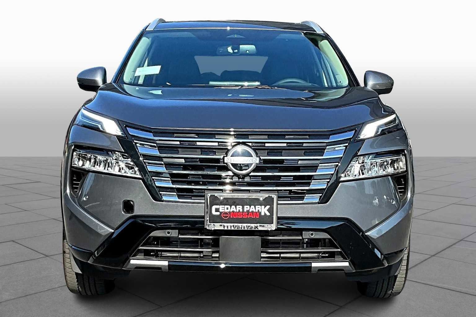 New 2026 Nissan Rogue Platinum image 3