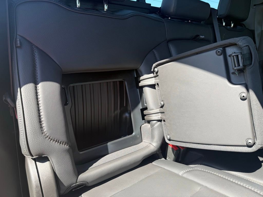 Used 2024 GMC Sierra 2500 Denali w/ Denali Reserve Package image 19