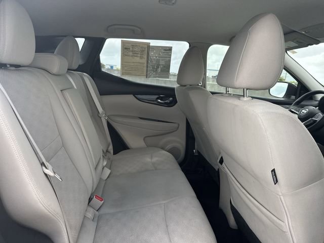 Used 2019 Nissan Rogue Sport SV FWD image 28