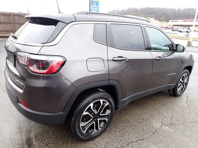 Used 2023 Jeep Compass Limited image 7