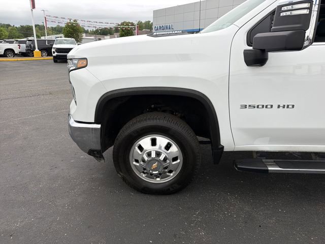 Used 2024 Chevrolet Silverado 3500 LTZ w/ LTZ Plus Package AWD/4WD image 9
