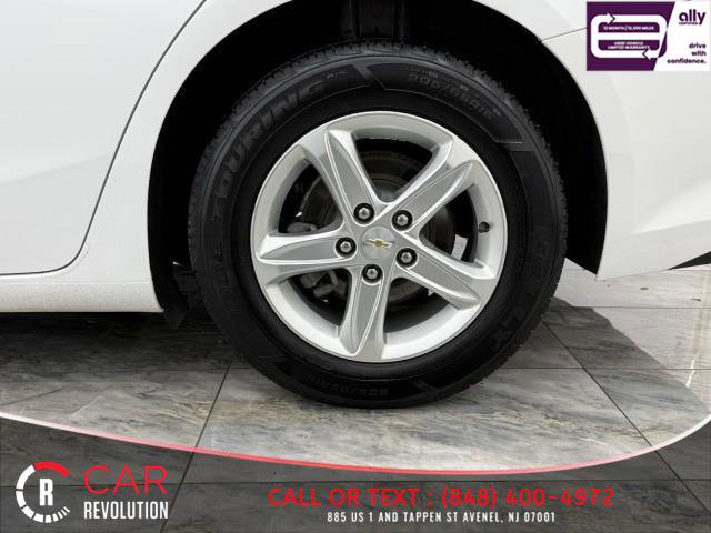 Used 2022 Chevrolet Malibu LS image 12