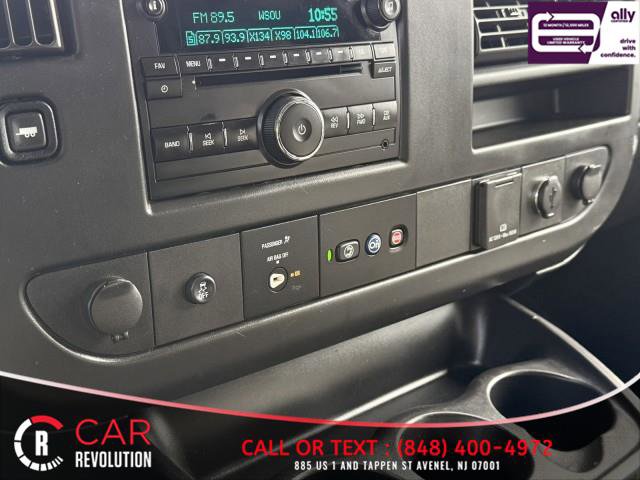 Used 2017 Chevrolet Express 2500 image 29