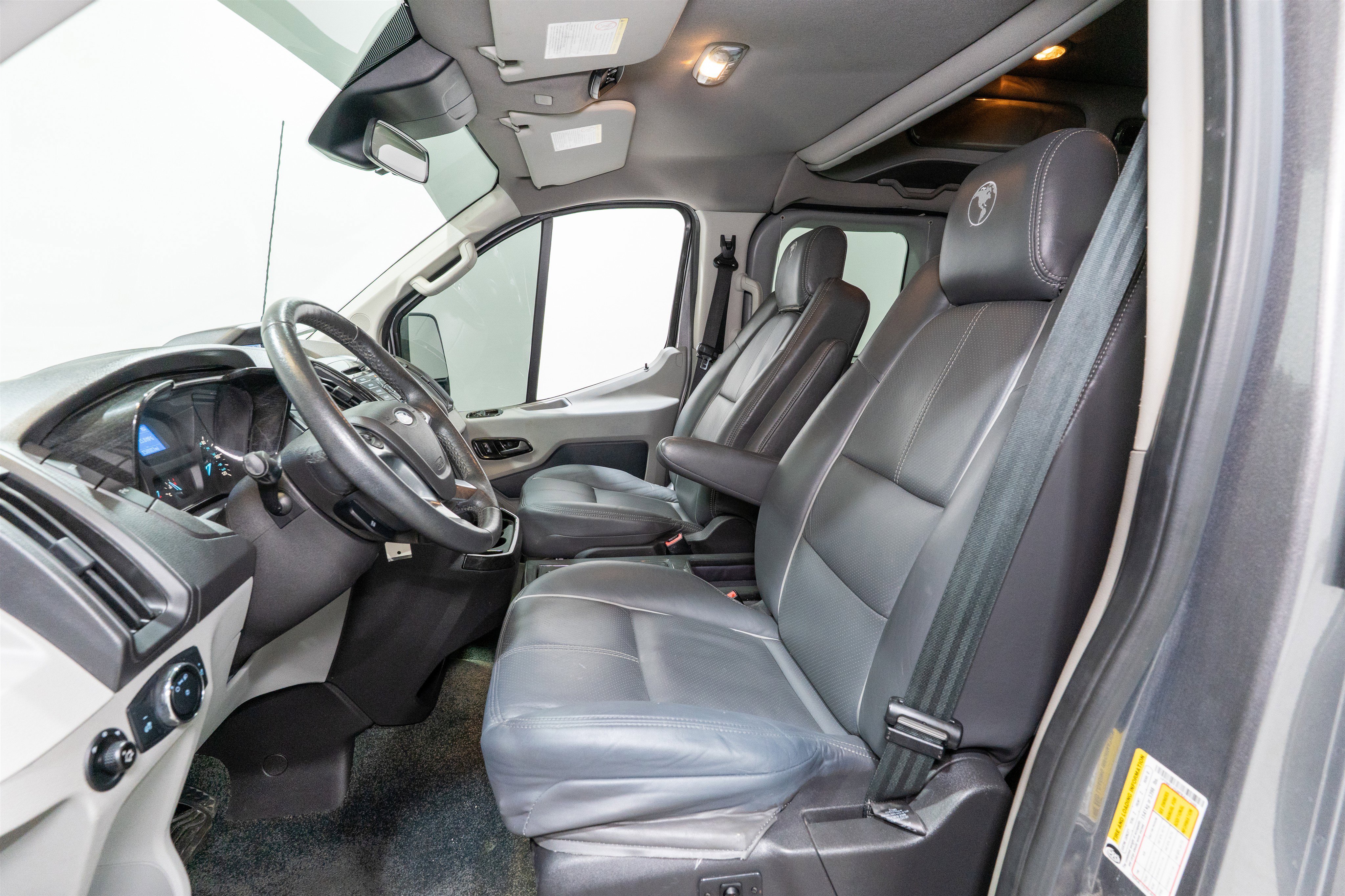 Used 2015 Ford Transit 150 130 Low Roof w/ Exterior Upgrade Package RWD image 22