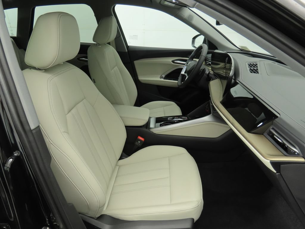 Used 2025 Audi Q5 Premium Plus w/ Premium Plus AWD/4WD image 23