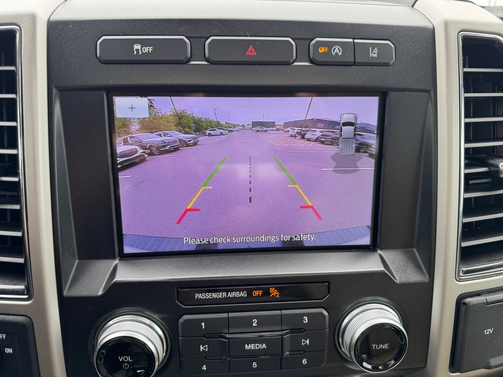 Used 2020 Ford F150 Lariat w/ Equipment Group 502A Luxury image 29