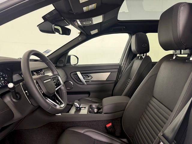 New 2025 Land Rover Discovery Sport Dynamic SE AWD/4WD image 33