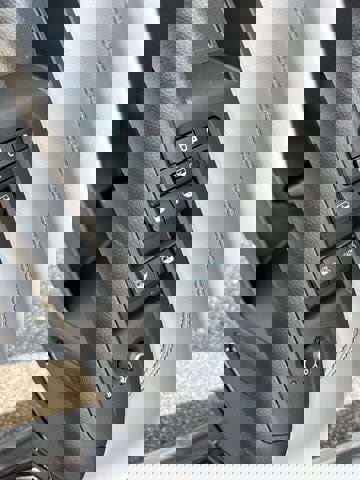 New 2024 Jeep Compass Limited image 8