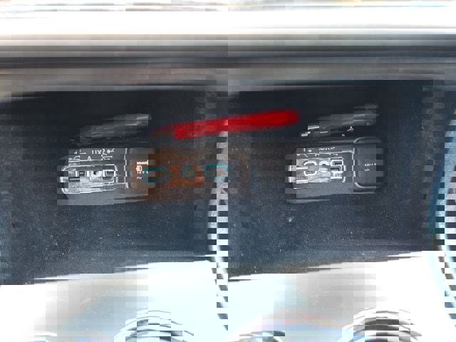 Used 2022 Jeep Grand Cherokee Limited image 15