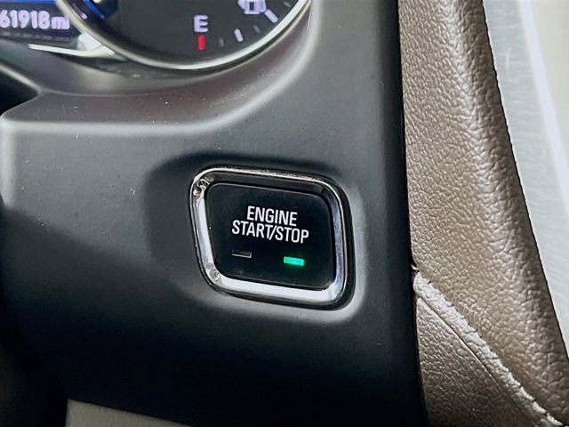 Used 2022 GMC Acadia SLT w/ Technology Package AWD/4WD image 16