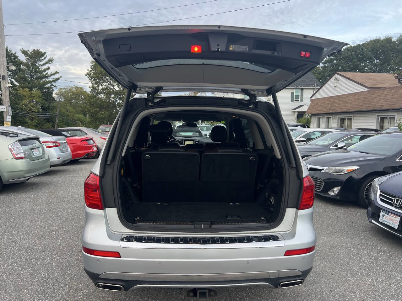 Used 2016 Mercedes-Benz GL 450 4MATIC image 16