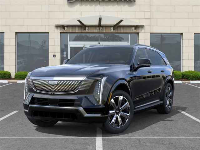 New 2026 Cadillac Escalade IQ Luxury 1 w/ LPO, Floor Liner Package AWD/4WD image 7