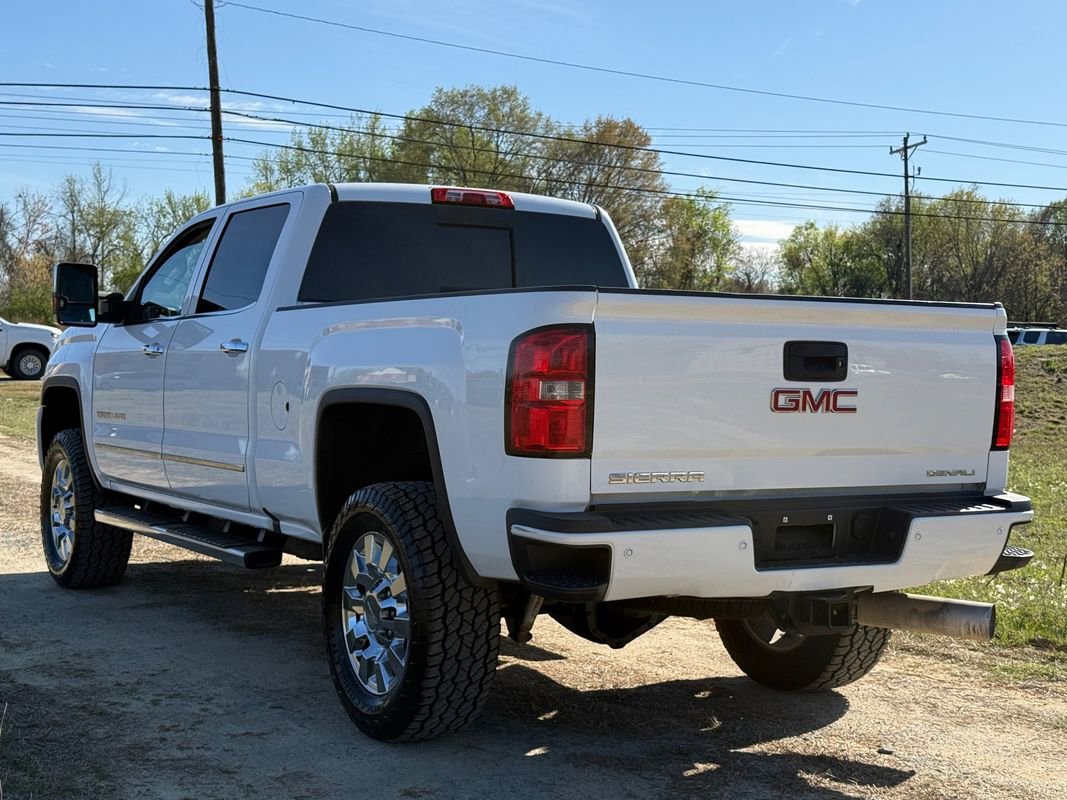 Used 2016 GMC Sierra 2500 Denali w/ Duramax Plus Package AWD/4WD image 5