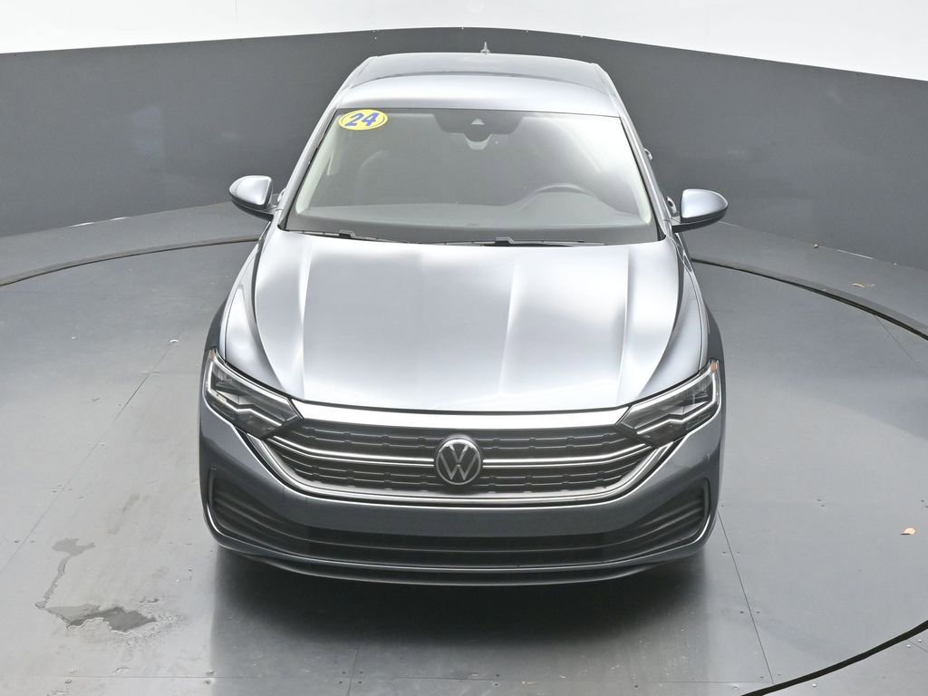 Used 2024 Volkswagen Jetta S image 39
