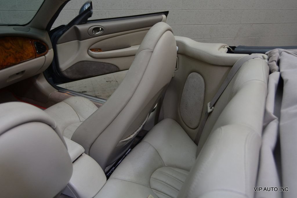 Used 2000 Jaguar XK8 Convertible RWD image 28