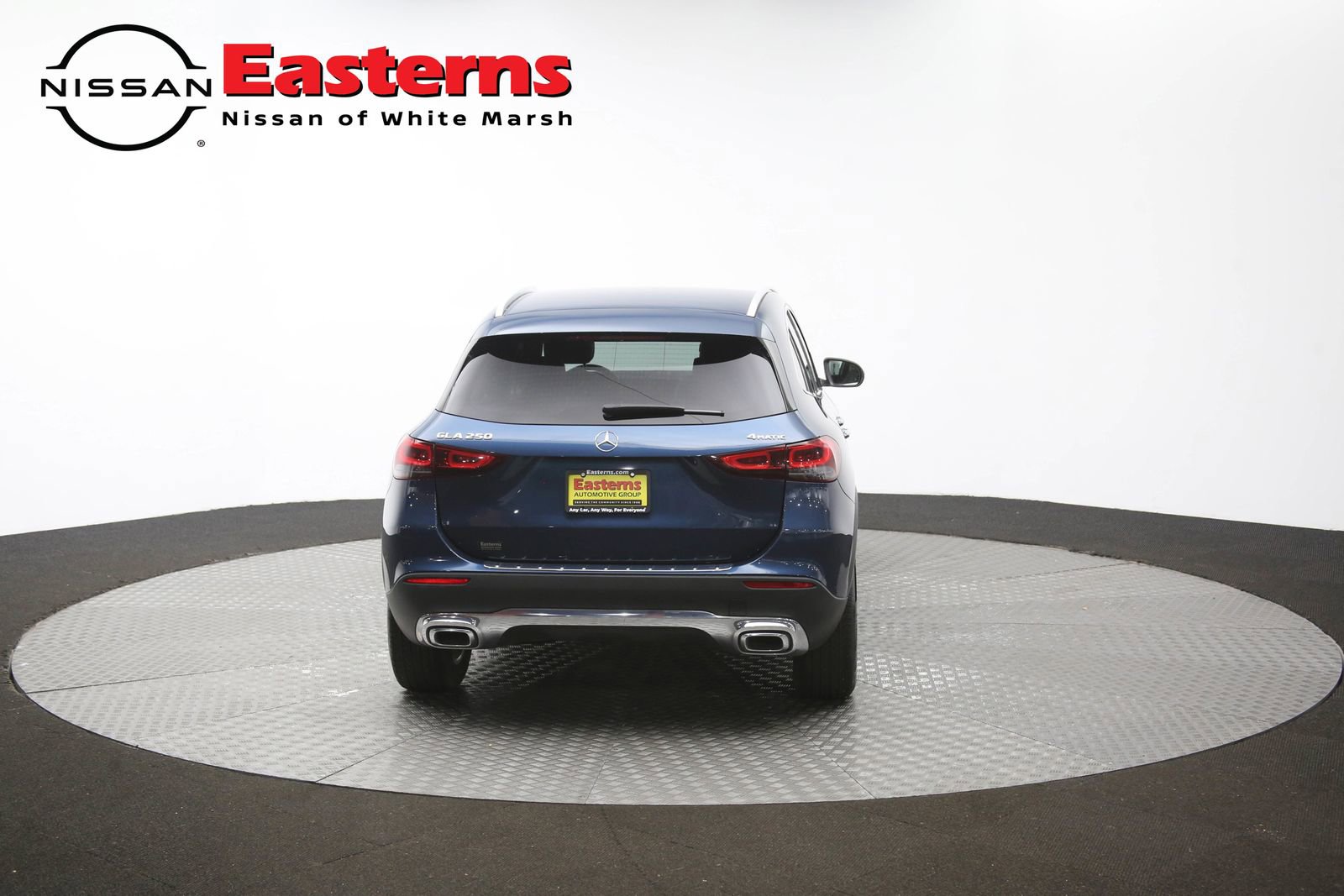 Used 2023 Mercedes-Benz GLA 250 4MATIC w/ Premium Package image 36