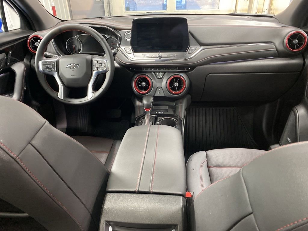 Certified 2025 Chevrolet Blazer RS w/ Enhanced Convenience Package image 23