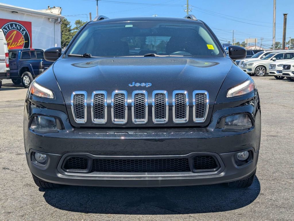 Used 2016 Jeep Cherokee Latitude w/ Comfort/Convenience Group image 10