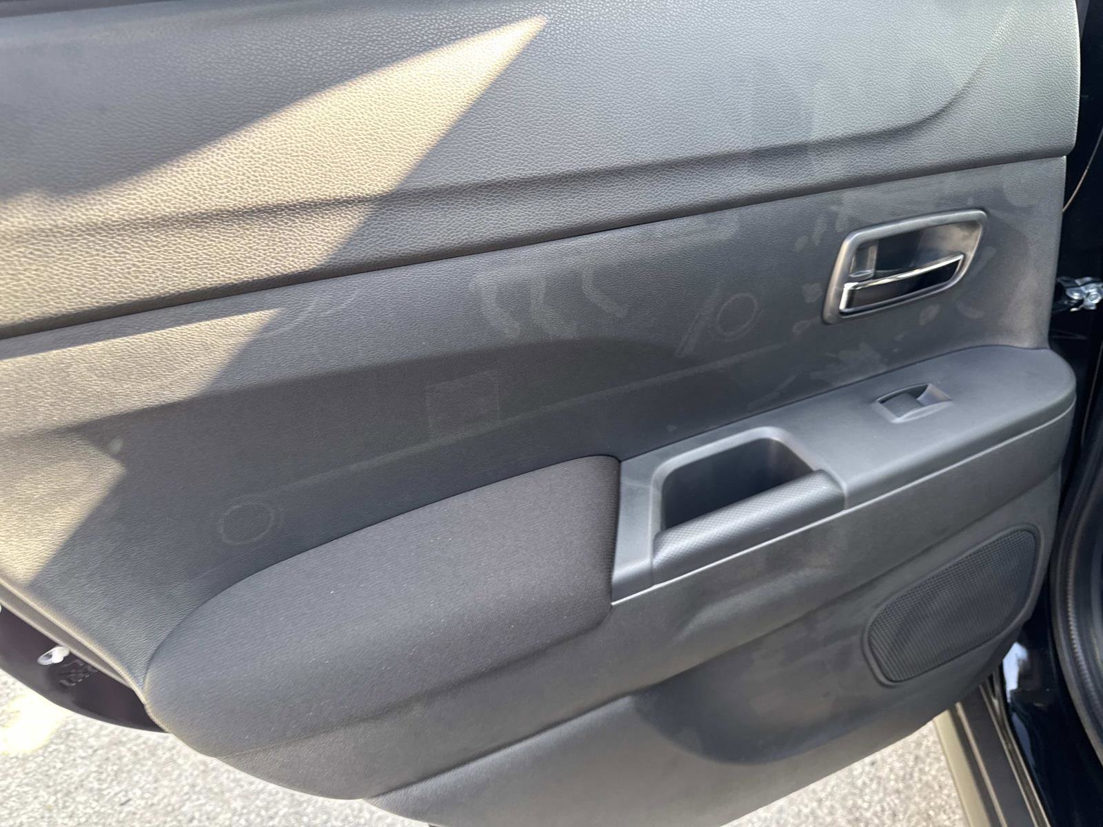 New 2026 Mitsubishi Outlander Sport LE image 12