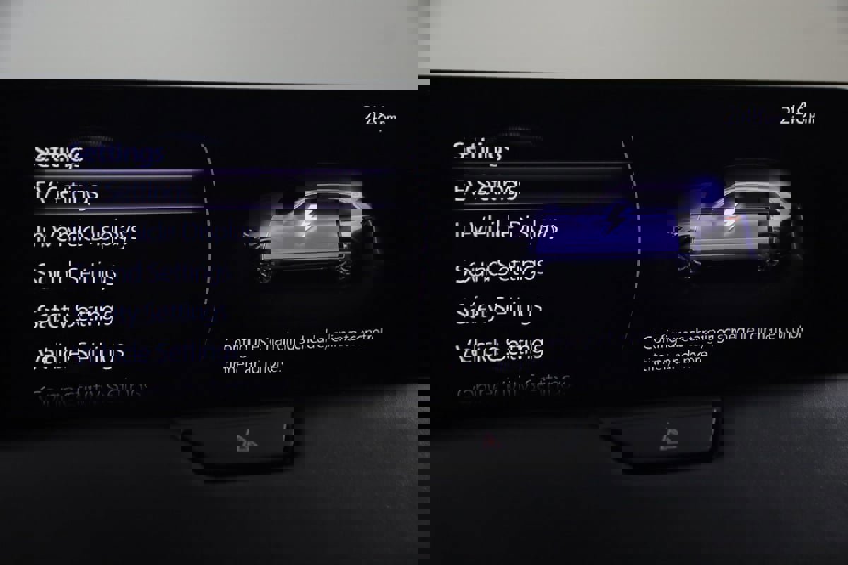 Used 2024 MAZDA CX-90 Plug-In Hybrid w/ Premium Plus image 36