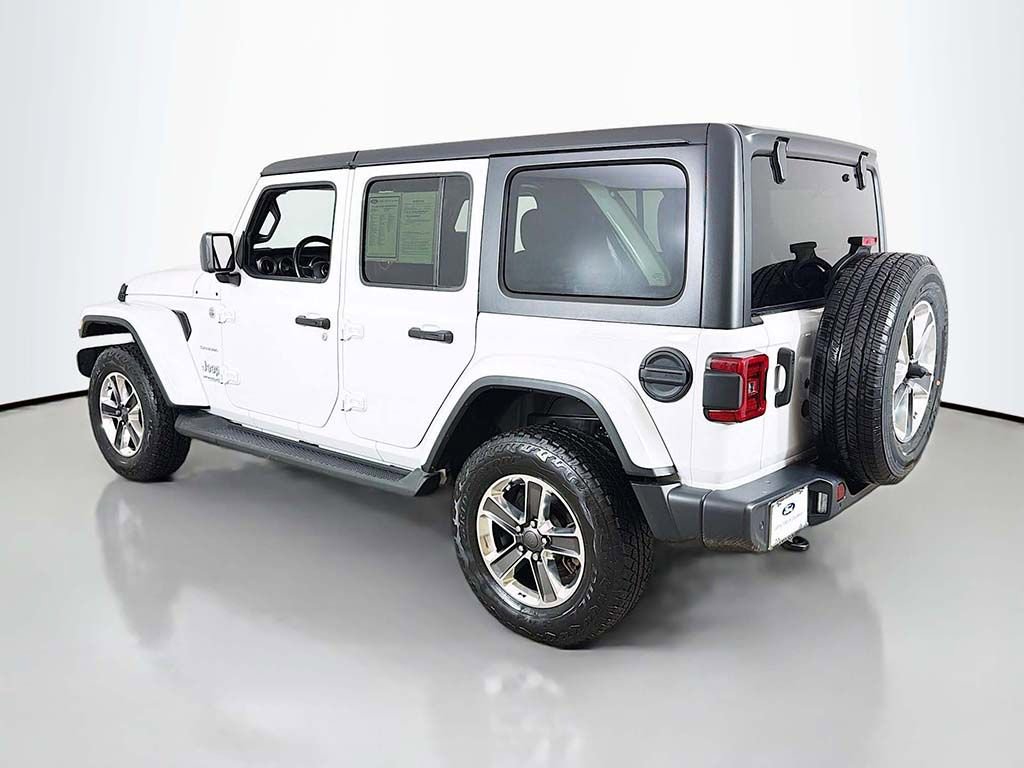 Used 2021 Jeep Wrangler Unlimited Sahara w/ Uconnect 4C Nav & Sound Group image 8