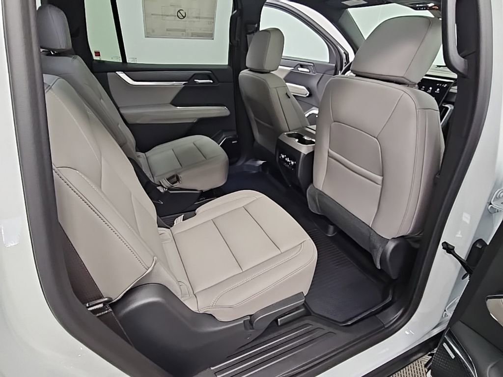 New 2026 GMC Acadia Elevation w/ Black Edition FWD image 37