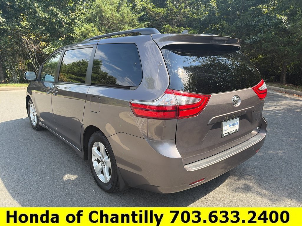 Used 2020 Toyota Sienna LE FWD image 5