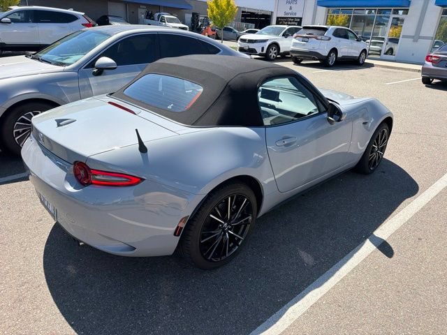 Used 2025 MAZDA MX-5 Miata Grand Touring w/ Weather Package RWD image 4