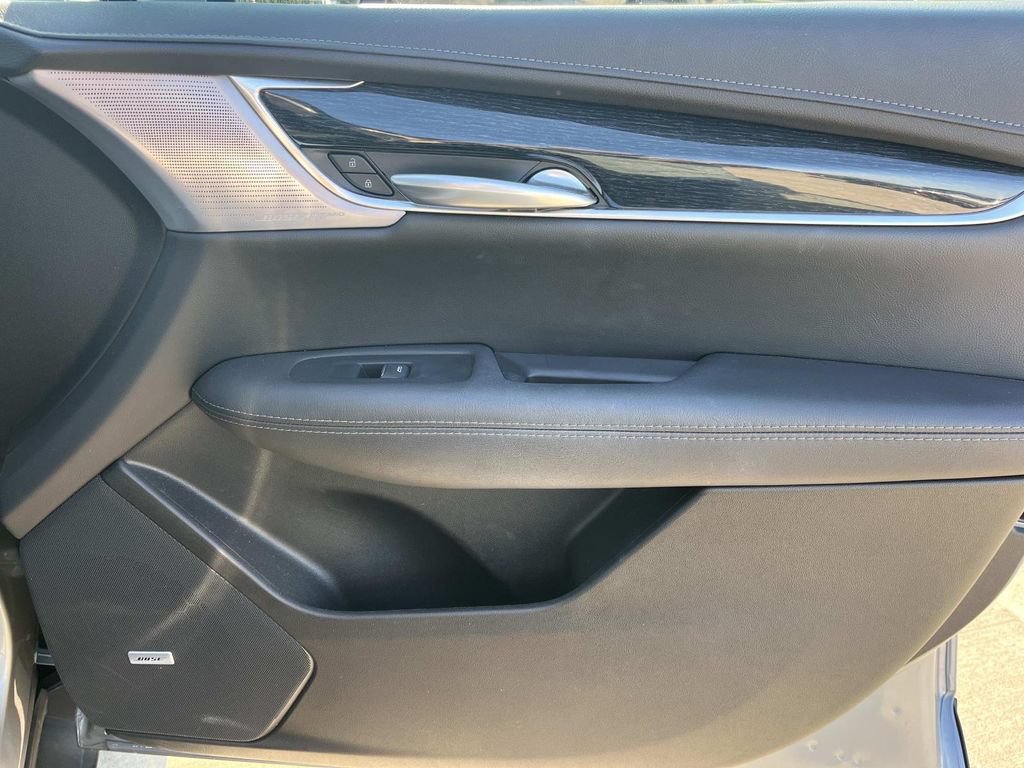 Used 2023 Cadillac XT5 Premium Luxury w/ Technology Package FWD image 28