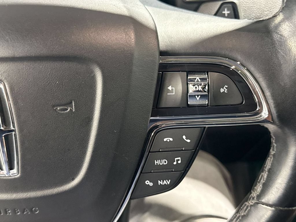 Certified 2020 Lincoln Navigator Reserve w/ Luxury Package AWD/4WD image 20