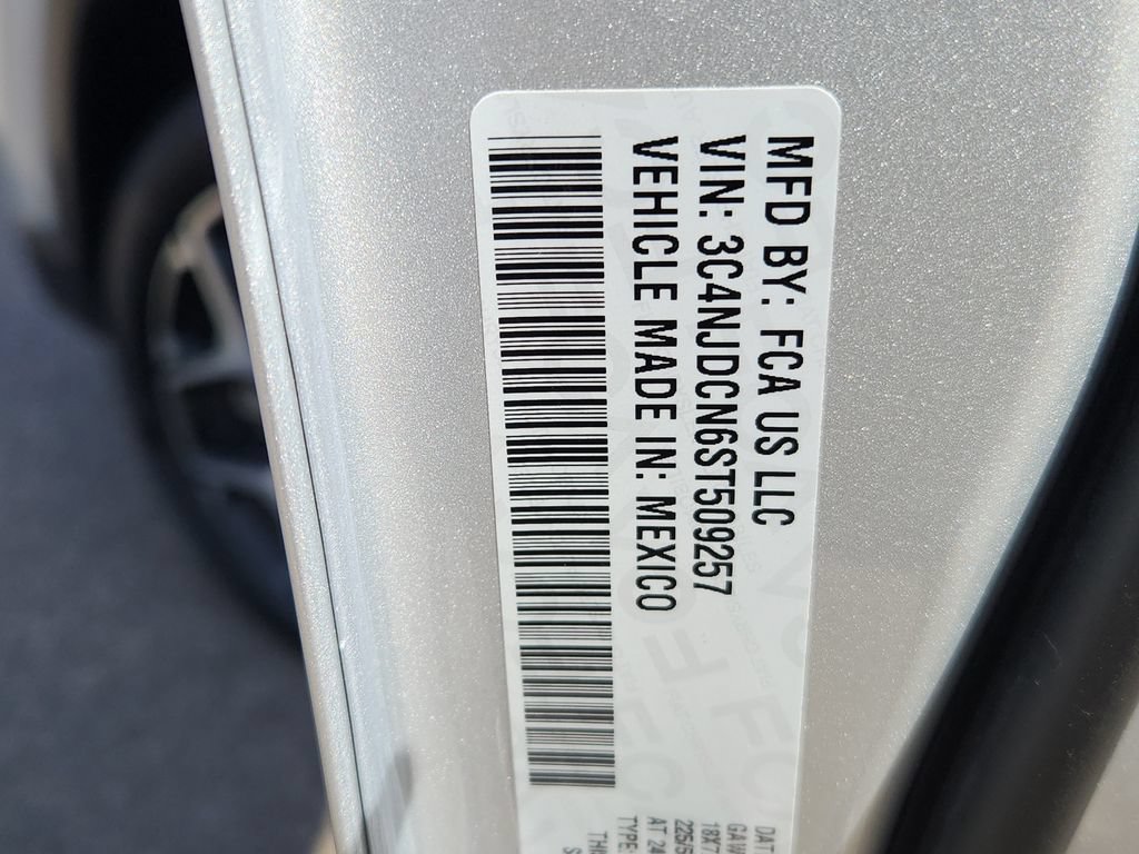 Certified 2025 Jeep Compass Limited AWD/4WD image 17